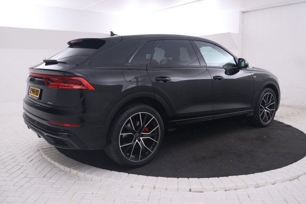 Audi Q8 55 TFSI e quattro Pro Line S alle opties behalve panorama