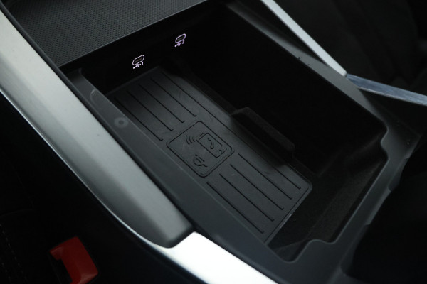 Audi Q8 55 TFSI e quattro Pro Line S alle opties behalve panorama