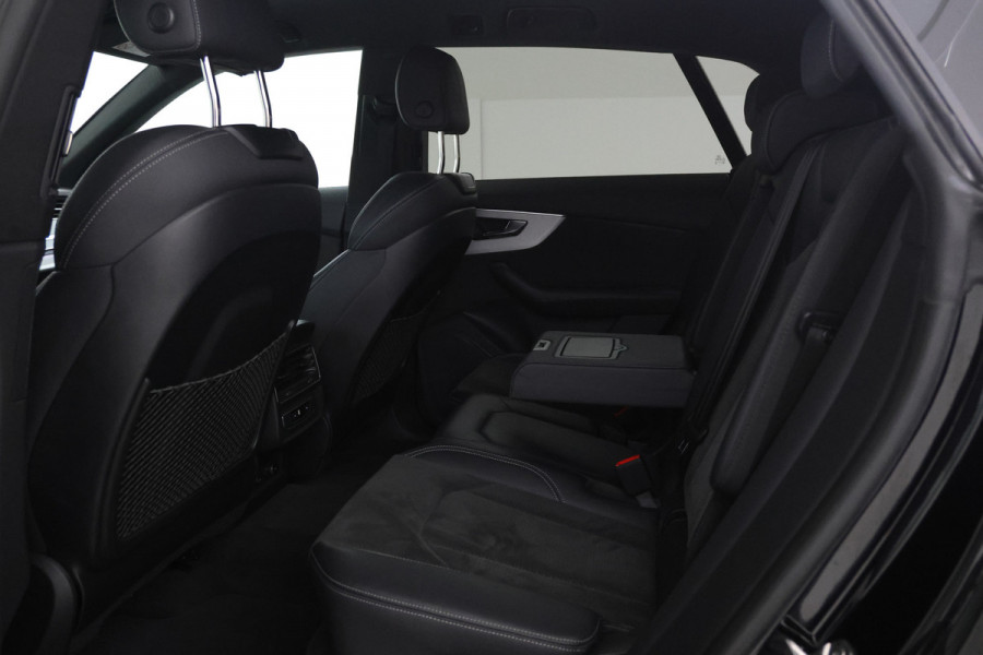 Audi Q8 55 TFSI e quattro Pro Line S alle opties behalve panorama