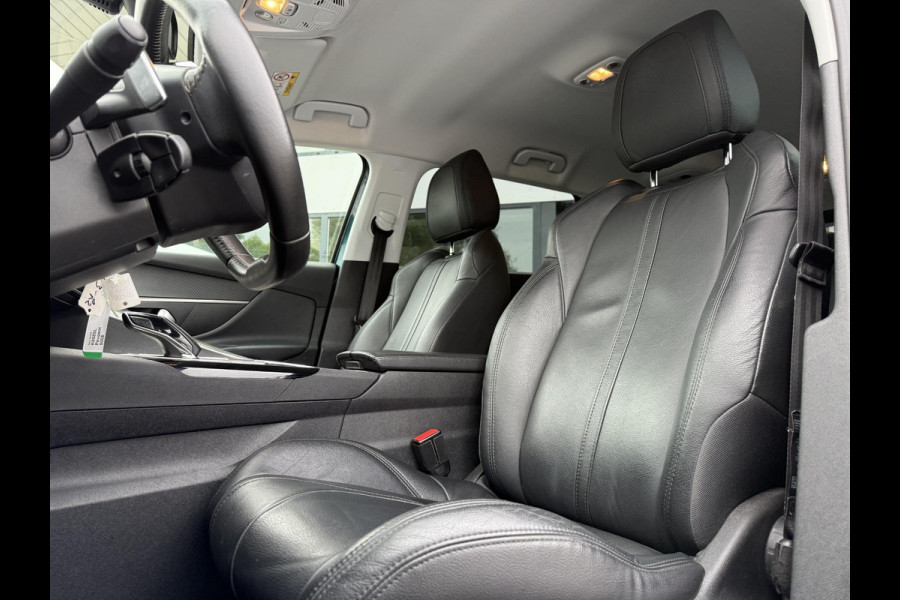 Peugeot 5008 1.2 PureTech Active Avantage | 7 Persoons | Trekhaak | Camera | Navi |