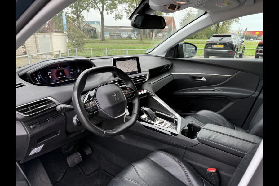 Peugeot 5008 1.2 PureTech Active Avantage | 7 Persoons | Trekhaak | Camera | Navi |