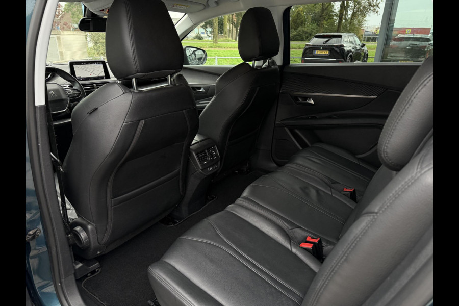 Peugeot 5008 1.2 PureTech Active Avantage | 7 Persoons | Trekhaak | Camera | Navi |