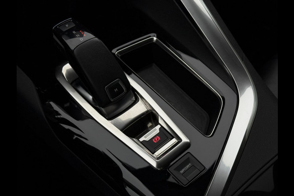 Peugeot 5008 1.2 PureTech Active Avantage | 7 Persoons | Trekhaak | Camera | Navi |