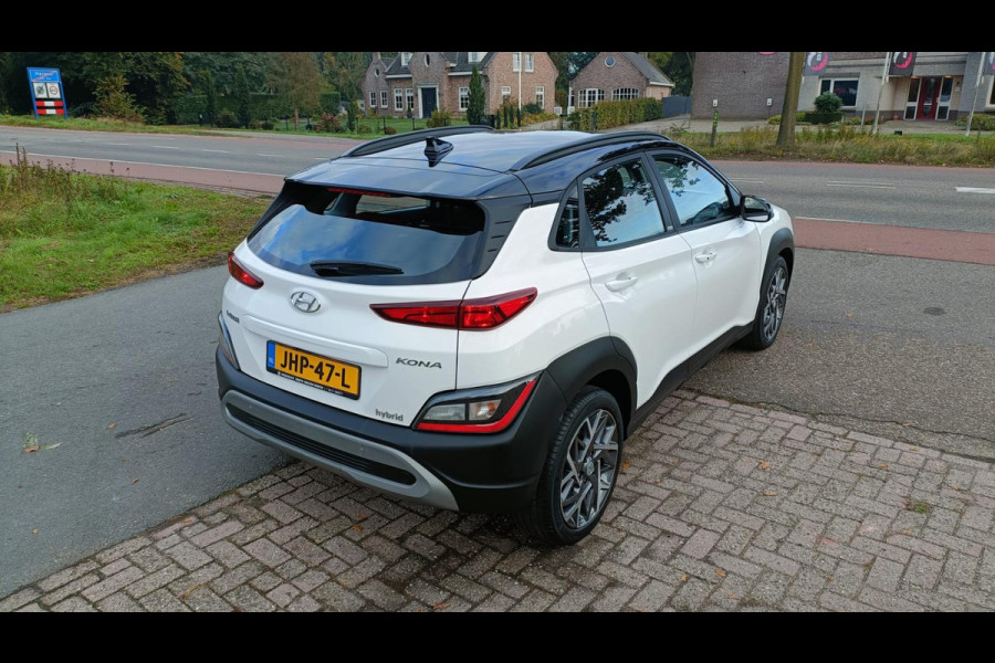 Hyundai Kona 1.6 GDI HEV Premium Sky
