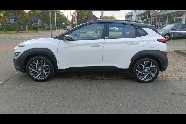 Hyundai Kona 1.6 GDI HEV Premium Sky