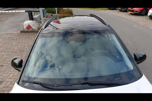 Hyundai Kona 1.6 GDI HEV Premium Sky
