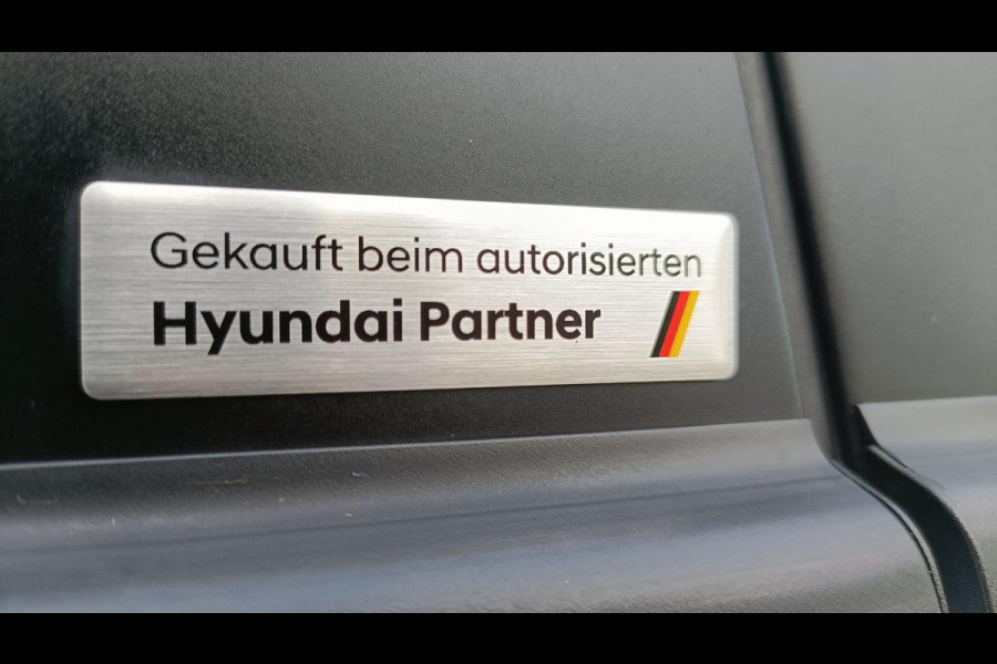 Hyundai Kona 1.6 GDI HEV Premium Sky