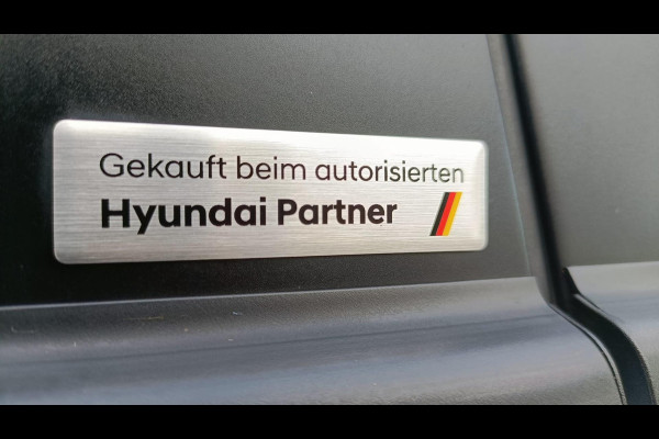 Hyundai Kona 1.6 GDI HEV Premium Sky
