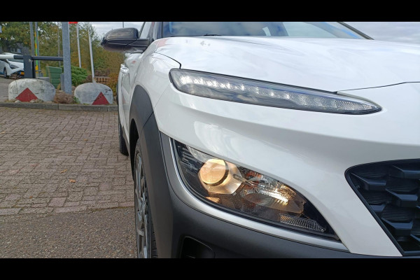 Hyundai Kona 1.6 GDI HEV Premium Sky