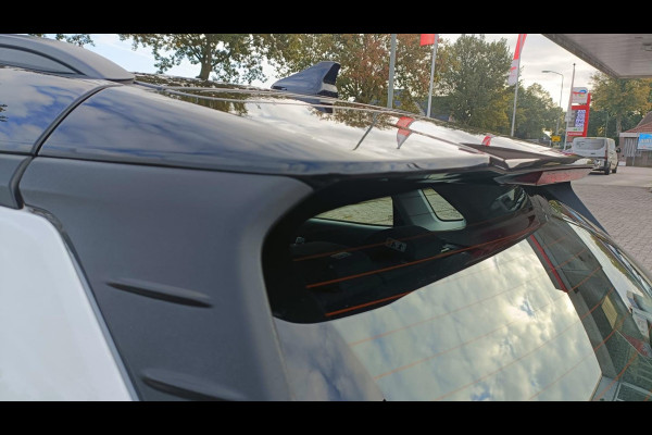 Hyundai Kona 1.6 GDI HEV Premium Sky