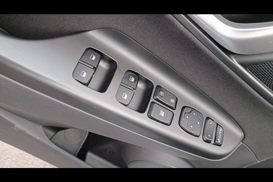 Hyundai Kona 1.6 GDI HEV Premium Sky