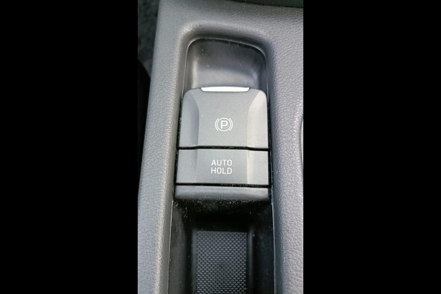 Hyundai Kona 1.6 GDI HEV Premium Sky