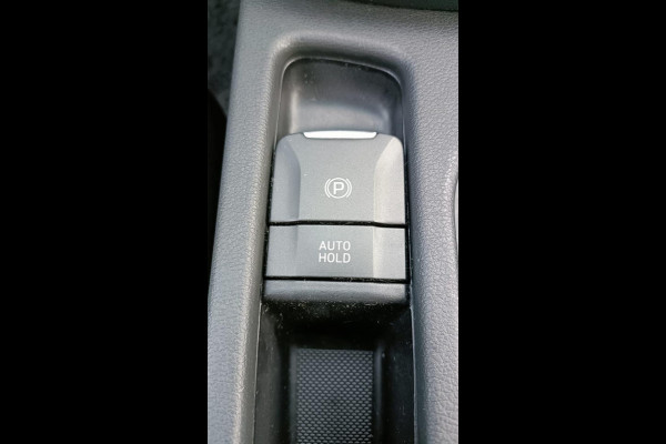Hyundai Kona 1.6 GDI HEV Premium Sky