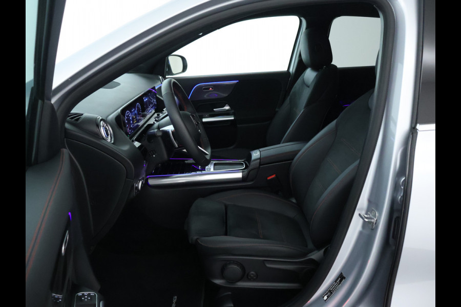 Mercedes-Benz GLA 250 e AMG Plug-In Hybride AMG Line | Head-up-Display | Distronic | 11Kw Laden | Stuur en Stoelverwarming | Sfeerverlichting. Inclusief 48 maanden Mercedes-Benz Certified garantie voor Europa.