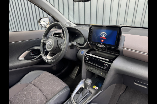 Toyota Yaris Cross 1.5 Hybrid Executive / Bi tone | Pano dak | Trekhaak | JBL | BSM | Rijklaar!!!