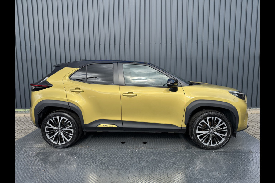Toyota Yaris Cross 1.5 Hybrid Executive / Bi tone | Pano dak | Trekhaak | JBL | BSM | Rijklaar!!!