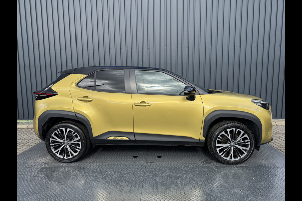 Toyota Yaris Cross 1.5 Hybrid Executive / Bi tone | Pano dak | Trekhaak | JBL | BSM | Rijklaar!!!