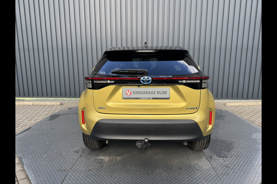 Toyota Yaris Cross 1.5 Hybrid Executive / Bi tone | Pano dak | Trekhaak | JBL | BSM | Rijklaar!!!