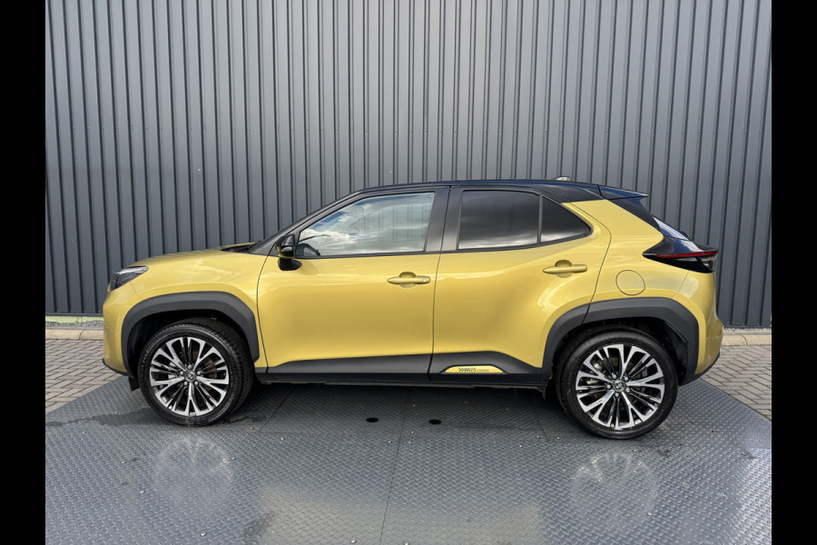 Toyota Yaris Cross 1.5 Hybrid Executive / Bi tone | Pano dak | Trekhaak | JBL | BSM | Rijklaar!!!