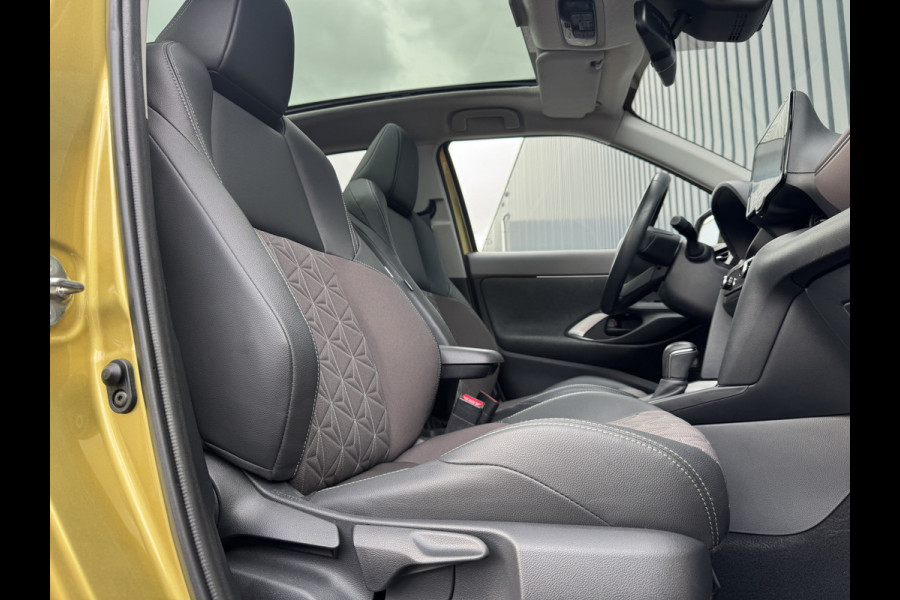 Toyota Yaris Cross 1.5 Hybrid Executive / Bi tone | Pano dak | Trekhaak | JBL | BSM | Rijklaar!!!