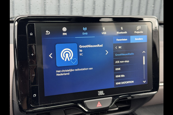 Toyota Yaris Cross 1.5 Hybrid Executive / Bi tone | Pano dak | Trekhaak | JBL | BSM | Rijklaar!!!
