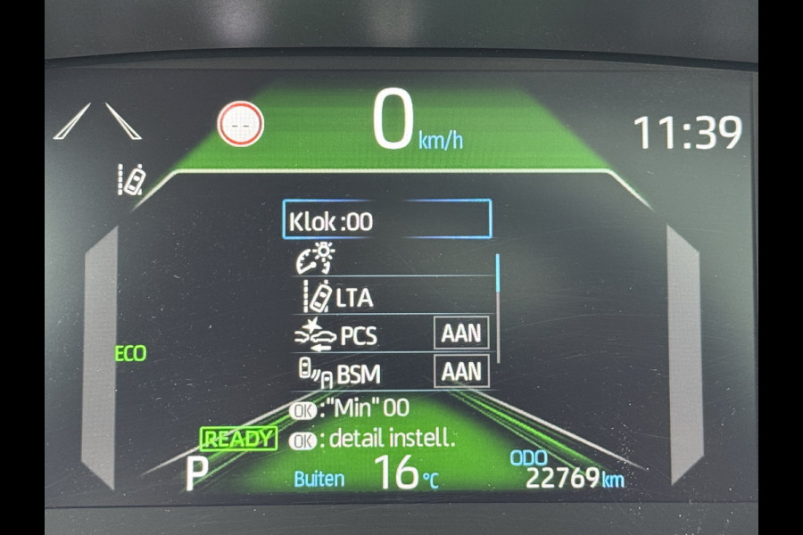Toyota Yaris Cross 1.5 Hybrid Executive / Bi tone | Pano dak | Trekhaak | JBL | BSM | Rijklaar!!!