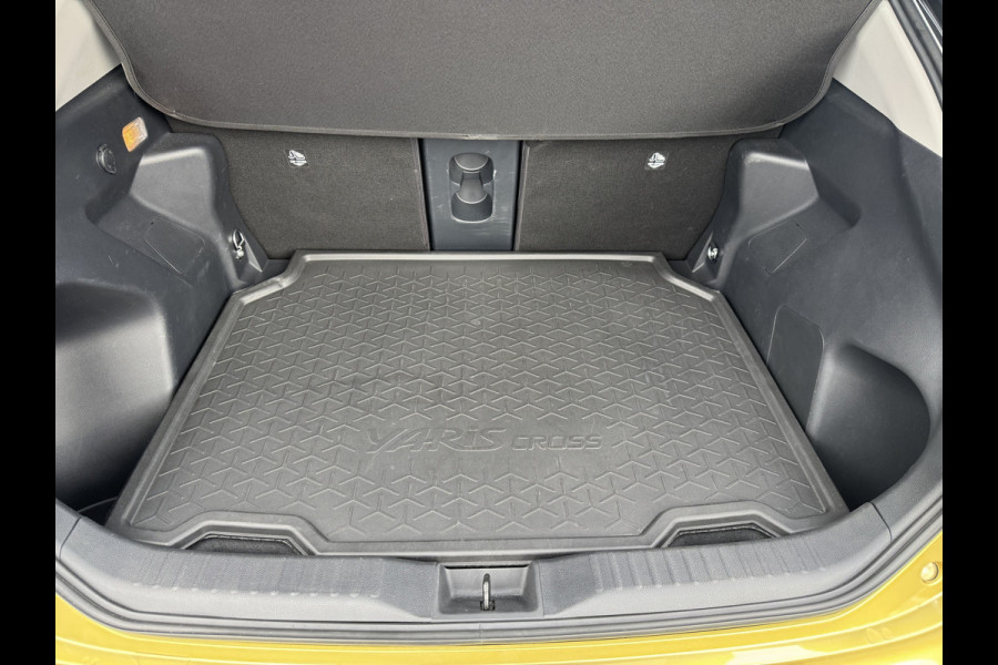 Toyota Yaris Cross 1.5 Hybrid Executive / Bi tone | Pano dak | Trekhaak | JBL | BSM | Rijklaar!!!