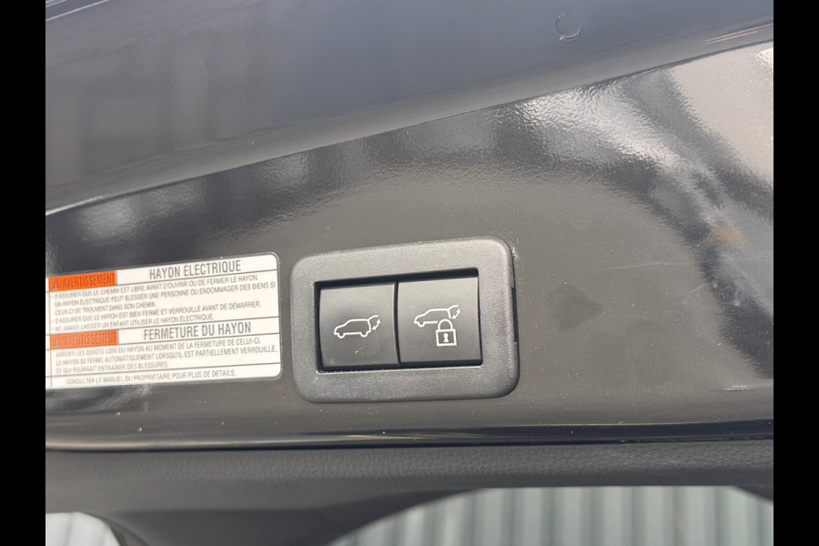 Toyota Yaris Cross 1.5 Hybrid Executive / Bi tone | Pano dak | Trekhaak | JBL | BSM | Rijklaar!!!