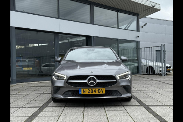 Mercedes-Benz CLA-Klasse Shooting Brake 200 Aut. Business Sol. Luxury | Navi | Camera | Sfeer Verlichting |
