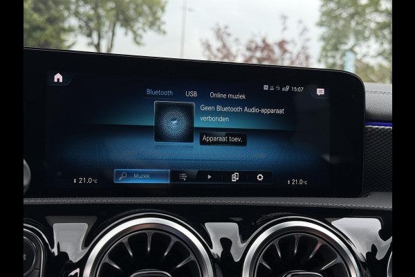Mercedes-Benz CLA-Klasse Shooting Brake 200 Aut. Business Sol. Luxury | Navi | Camera | Sfeer Verlichting |