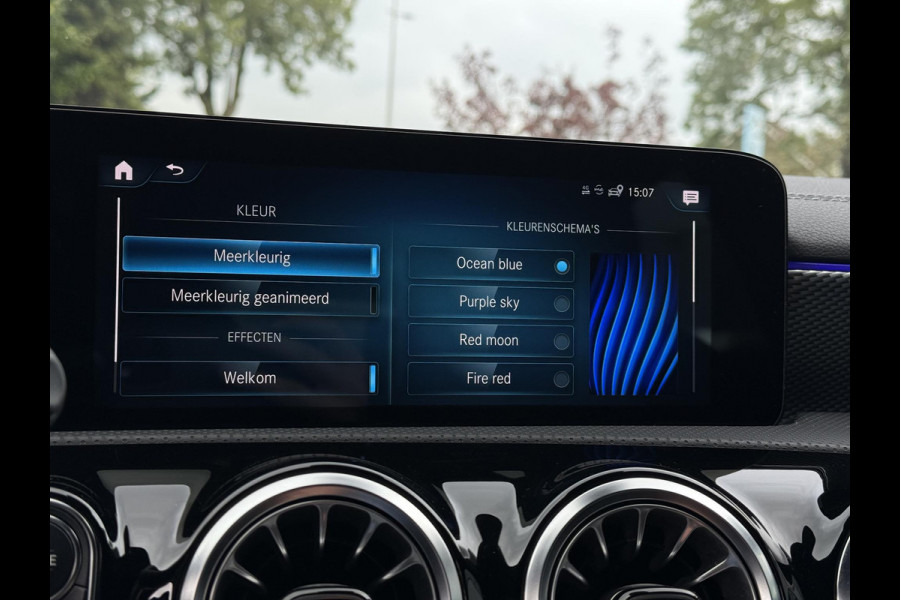 Mercedes-Benz CLA-Klasse Shooting Brake 200 Aut. Business Sol. Luxury | Navi | Camera | Sfeer Verlichting |