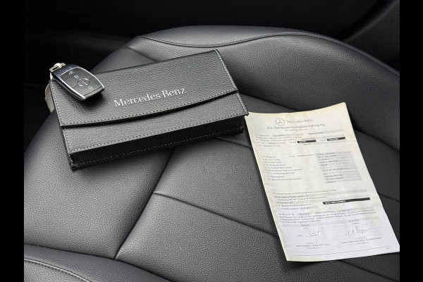 Mercedes-Benz CLA-Klasse Shooting Brake 200 Aut. Business Sol. Luxury | Navi | Camera | Sfeer Verlichting |