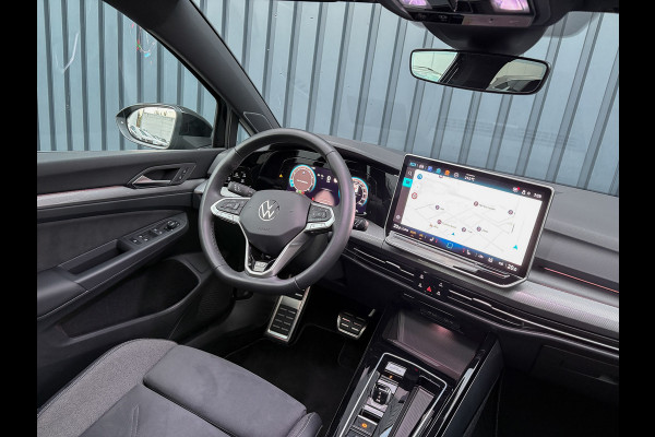 Volkswagen Golf 1.5 eTSI 50 Jaar Edition | Panodak | Stoelgeheugen | Trekhaak Elk. Wegkl. | Harman/ Kardon | Prijs Rijklaar!!