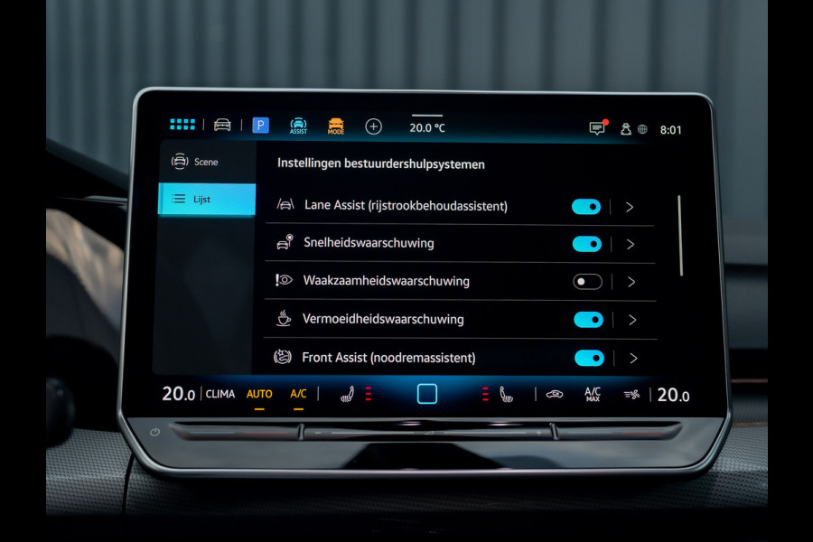 Volkswagen Golf 1.5 eTSI 50 Jaar Edition | Panodak | Stoelgeheugen | Trekhaak Elk. Wegkl. | Harman/ Kardon | Prijs Rijklaar!!