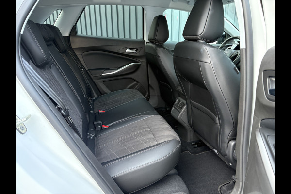 Opel Grandland 1.2 Turbo 130Pk Aut. Ultimate | Keyless | Elk. A-klep | Stoel & Stuur verw. | Camera | Prijs Rijklaar!!