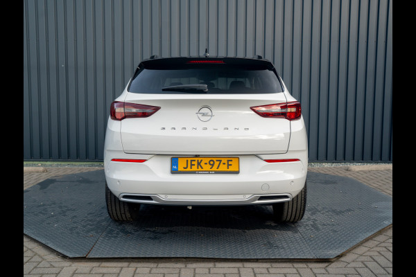 Opel Grandland 1.2 Turbo 130Pk Aut. Ultimate | Keyless | Elk. A-klep | Stoel & Stuur verw. | Camera | Prijs Rijklaar!!