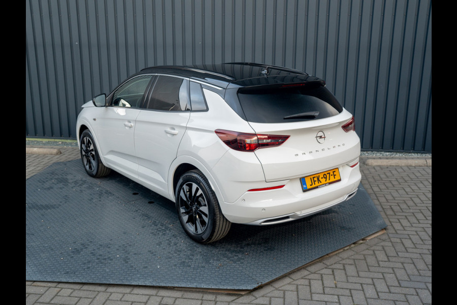 Opel Grandland 1.2 Turbo 130Pk Aut. Ultimate | Keyless | Elk. A-klep | Stoel & Stuur verw. | Camera | Prijs Rijklaar!!