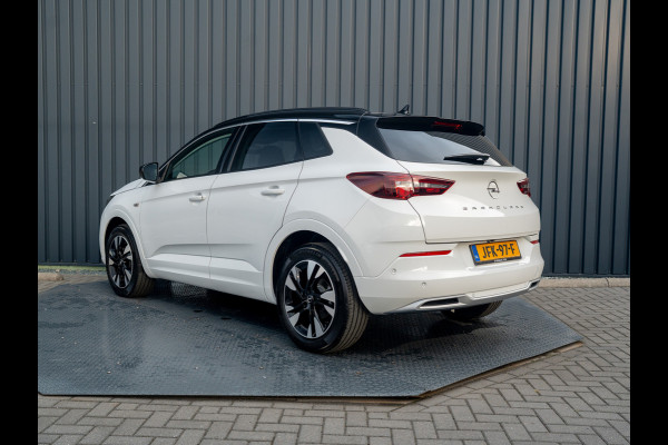 Opel Grandland 1.2 Turbo 130Pk Aut. Ultimate | Keyless | Elk. A-klep | Stoel & Stuur verw. | Camera | Prijs Rijklaar!!