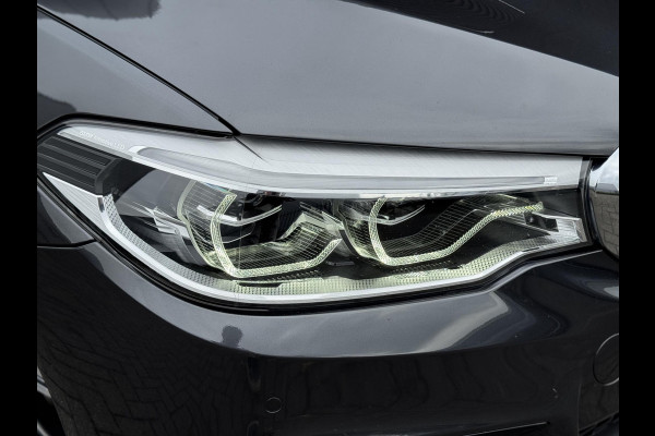 BMW 5 Serie Sedan 530i High Executive M Sport Pakket Automaat / Navigatie Professional / Schuif-/kanteldak / Harman Kardon / Comfortstoelen / Soft Close / Head-Up Display / 20 Inch / Leder / Active Steering