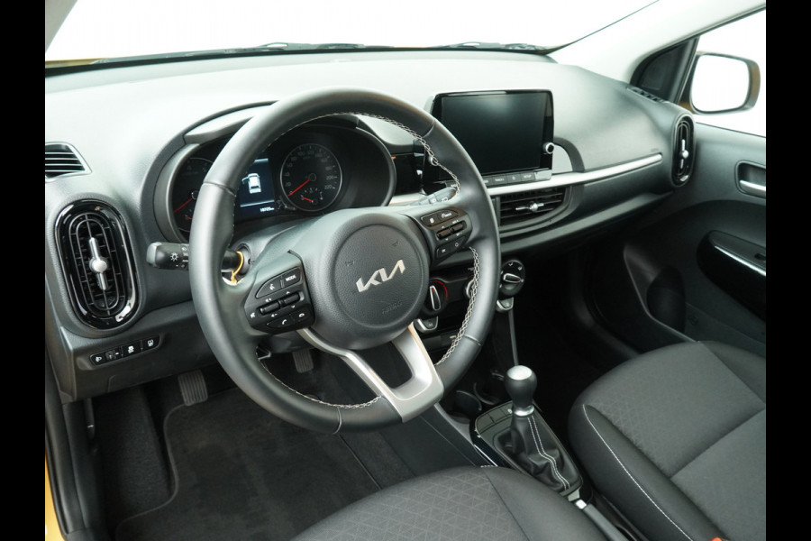 Kia Picanto 1.0 DPi DynamicLine - Cruise Control - Apple/Android Carplay - DAB - Lichtmetalen Velgen 14" - Airco - Fabrieksgarantie Tot 2031