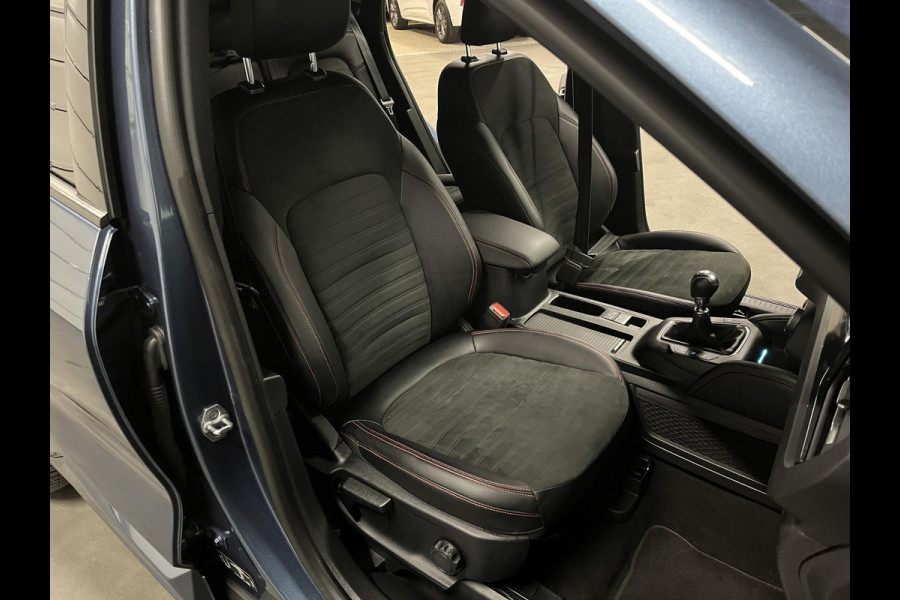 Ford Kuga 1.5 EcoBoost ST-Line X *1800 Trekgewicht* | Trekhaak | Adapt. Cruise | B&O | Stuur-/Stoelverwarming | Carplay