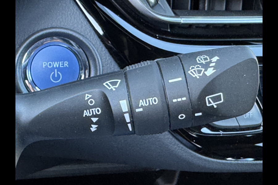 Toyota C-HR 1.8 Hybrid Executive / Bi tone | Leer/Alcantara | Trekhaak | JBL | LED | Rijklaar!!