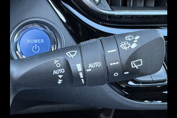 Toyota C-HR 1.8 Hybrid Executive / Bi tone | Leer/Alcantara | Trekhaak | JBL | LED | Rijklaar!!