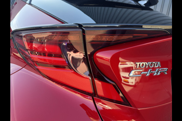 Toyota C-HR 1.8 Hybrid Executive / Bi tone | Leer/Alcantara | Trekhaak | JBL | LED | Rijklaar!!