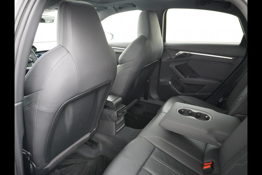 Audi A3 Limousine 35 TFSI S edition S line in- exterieur+ sportonderstel | VIRTUAL DASH | PANORAMADAK | LEDER+ STOELVERWARMING | CAMERA | AMBILIGHT | RIJKLAARPRIJS INCL. 12MND BOVAG