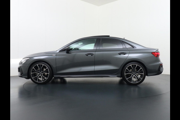 Audi A3 Limousine 35 TFSI S edition S line in- exterieur+ sportonderstel | VIRTUAL DASH | PANORAMADAK | LEDER+ STOELVERWARMING | CAMERA | AMBILIGHT | RIJKLAARPRIJS INCL. 12MND BOVAG