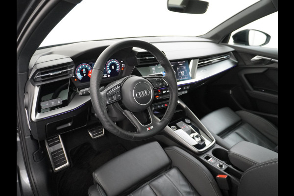 Audi A3 Limousine 35 TFSI S edition S line in- exterieur+ sportonderstel | VIRTUAL DASH | PANORAMADAK | LEDER+ STOELVERWARMING | CAMERA | AMBILIGHT | RIJKLAARPRIJS INCL. 12MND BOVAG