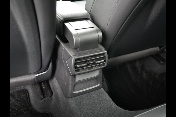 Audi A3 Limousine 35 TFSI S edition S line in- exterieur+ sportonderstel | VIRTUAL DASH | PANORAMADAK | LEDER+ STOELVERWARMING | CAMERA | AMBILIGHT | RIJKLAARPRIJS INCL. 12MND BOVAG
