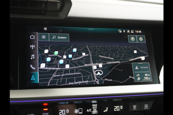 Audi A3 Limousine 35 TFSI S edition S line in- exterieur+ sportonderstel | VIRTUAL DASH | PANORAMADAK | LEDER+ STOELVERWARMING | CAMERA | AMBILIGHT | RIJKLAARPRIJS INCL. 12MND BOVAG