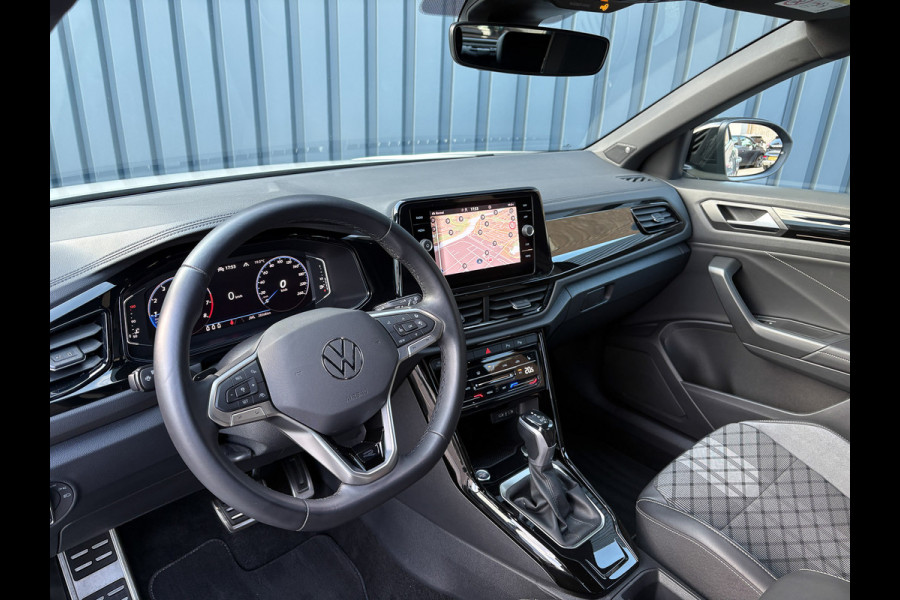 Volkswagen T-Roc 1.5 TSI R-Line Business | Beats | Panodak | Trekhaak afnb | 19'' | Keyless | IQ Light | Prijs Rijklaar!!